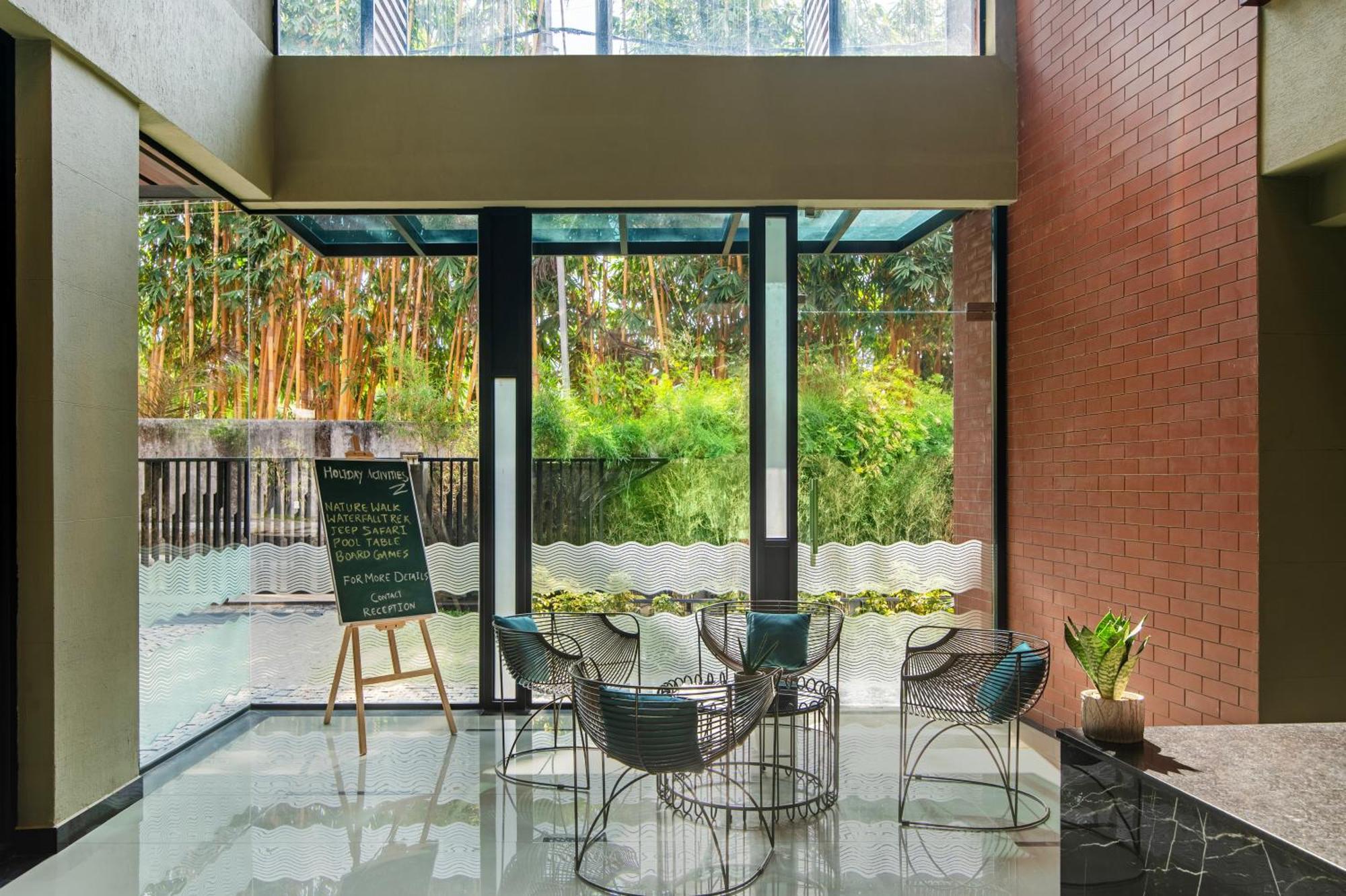 Sterling Athirappilly Kallana Exterior foto