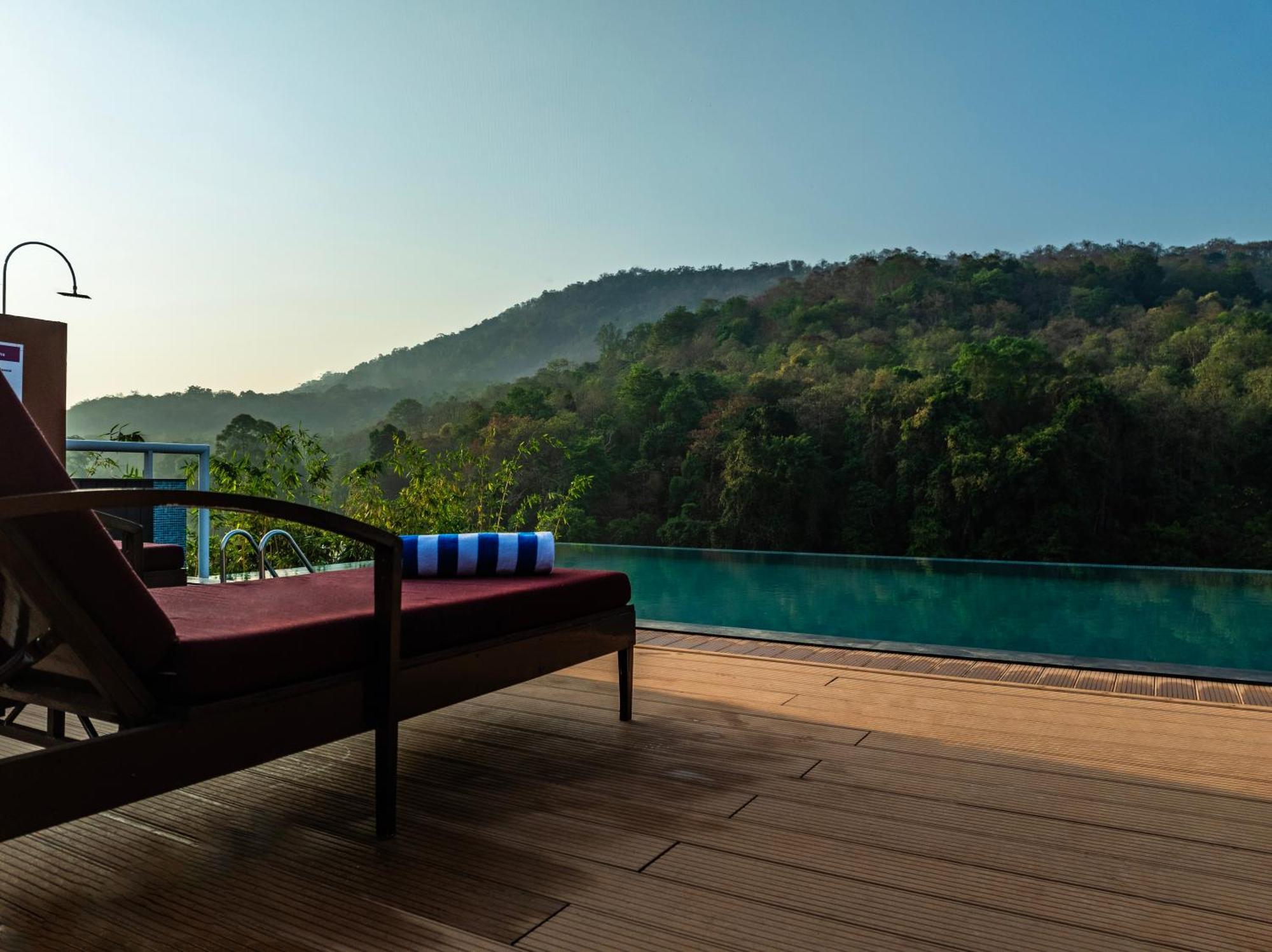 Sterling Athirappilly Kallana Exterior foto
