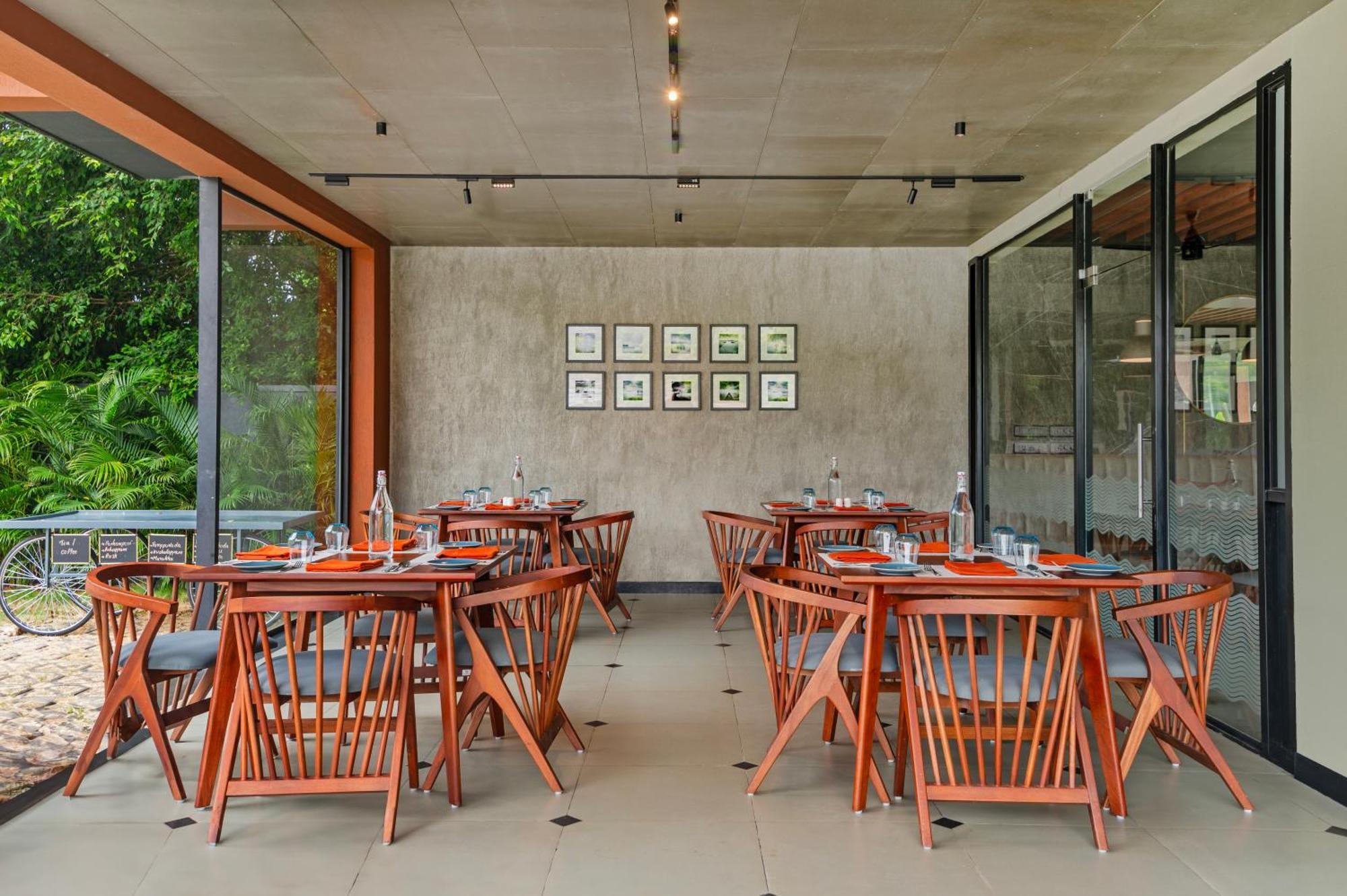 Sterling Athirappilly Kallana Exterior foto