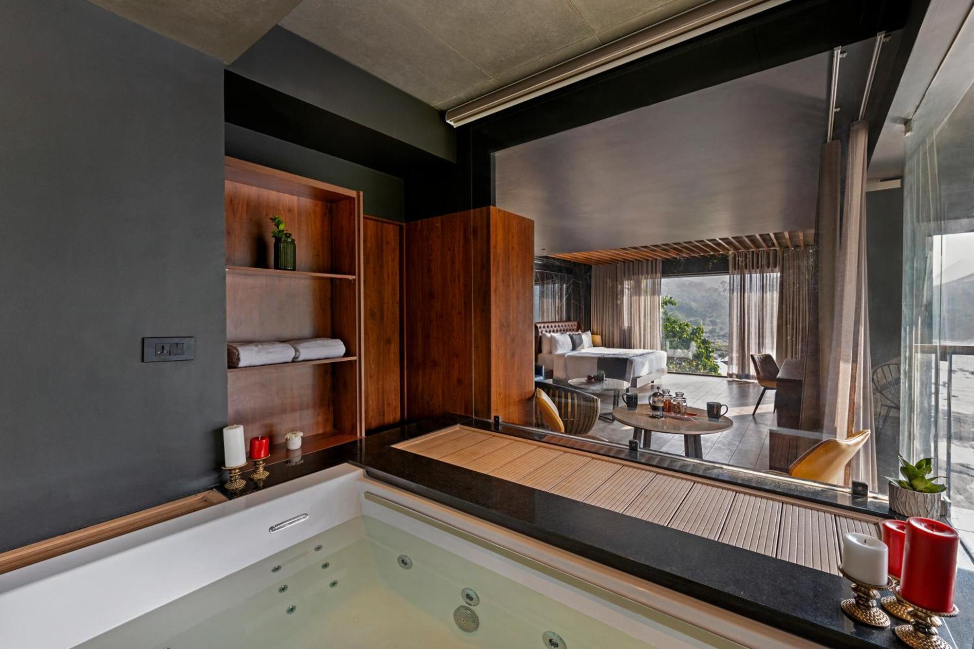 Sterling Athirappilly Kallana Exterior foto