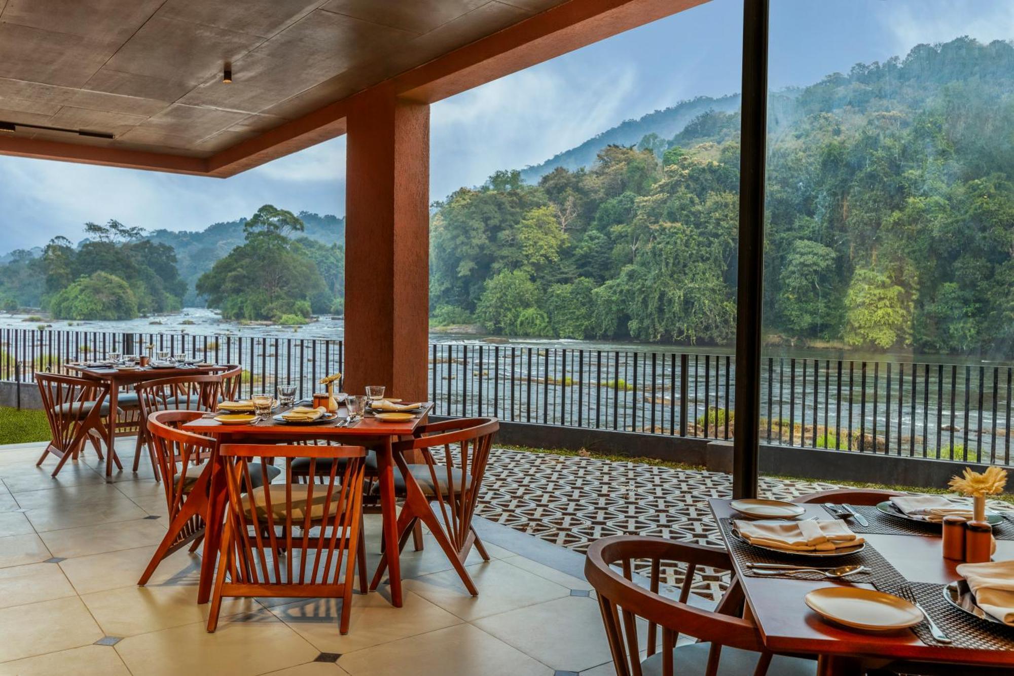 Sterling Athirappilly Kallana Exterior foto