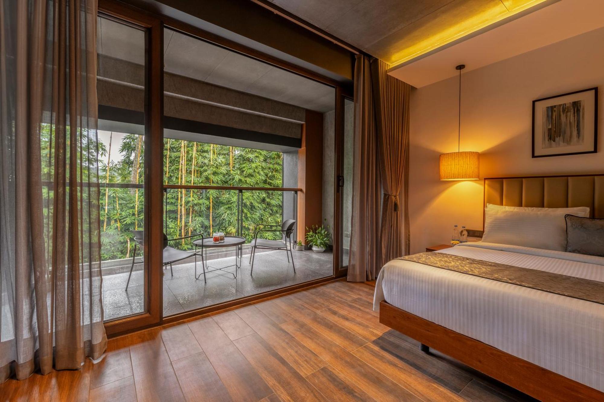 Sterling Athirappilly Kallana Exterior foto