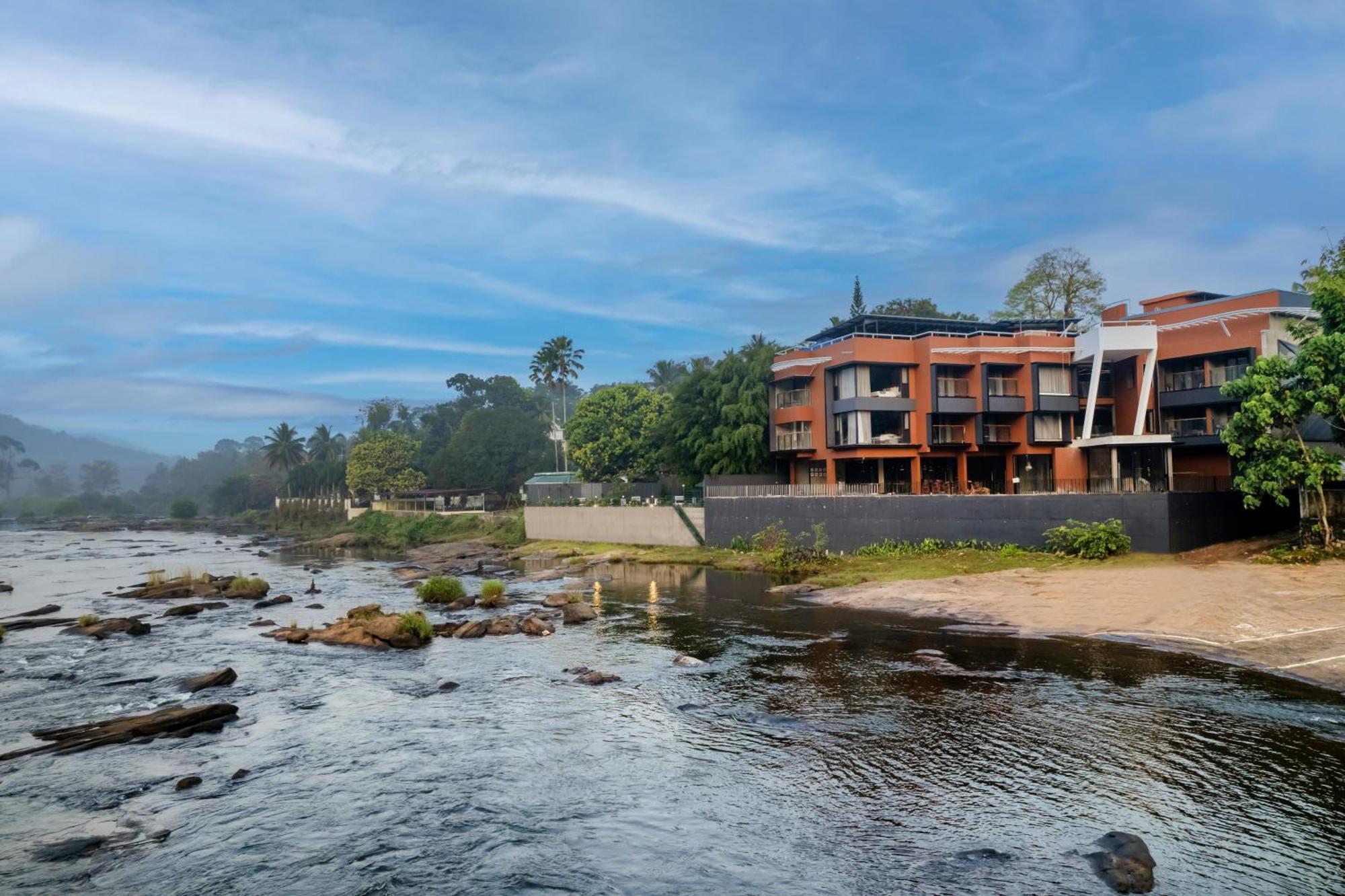 Sterling Athirappilly Kallana Exterior foto
